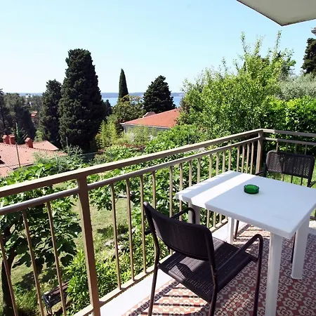 Daire Tatjanina Hisa Mir In Udobje V Portorozu - Tatjana's Peace And Comfort In *