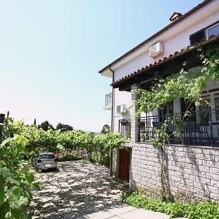 Tatjanina Hisa Mir In Udobje V Portorozu - Tatjana's Peace And Comfort In