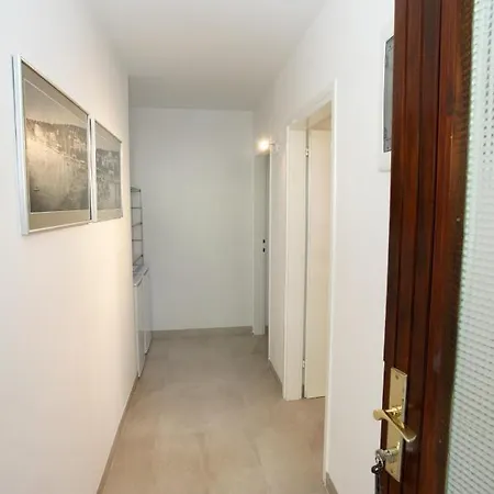 Tatjanina Hisa Mir In Udobje V Portorozu - Tatjana's Peace And Comfort In * Portorož